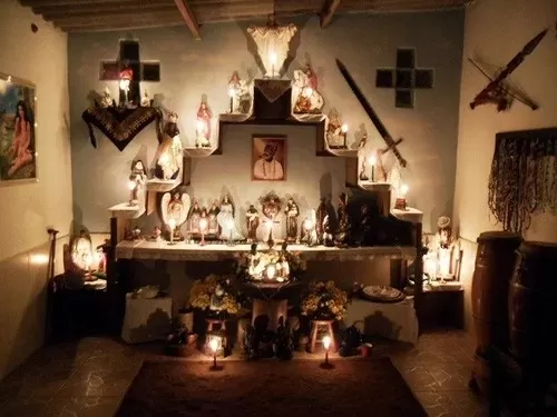 Na Umbanda, o Congá é o altar principal do terreiro.