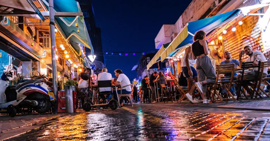 A noite de Tel Aviv é uma das mais badaladas do Oriente Médio. 