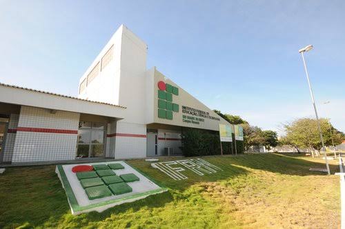 Foi no Governo Lula que houve a expansão de polos e campus de institutos federais.